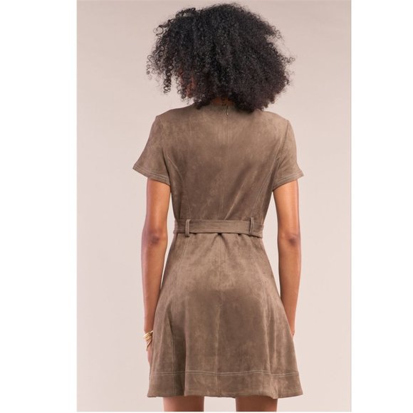 📦 MOVE OUT SALE - Olive Green Suede Belted Mini Dress - Picture 6 of 10